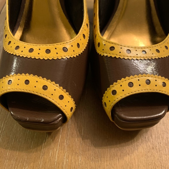 PINK DUTCHESS VINTAGE STYLE SHOE Sz 7 1/2 - Picture 6 of 7